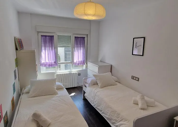 Apartamento Astur Playa I - Wifi - 2 Hab Y 2 Baños - Vut-4987-as